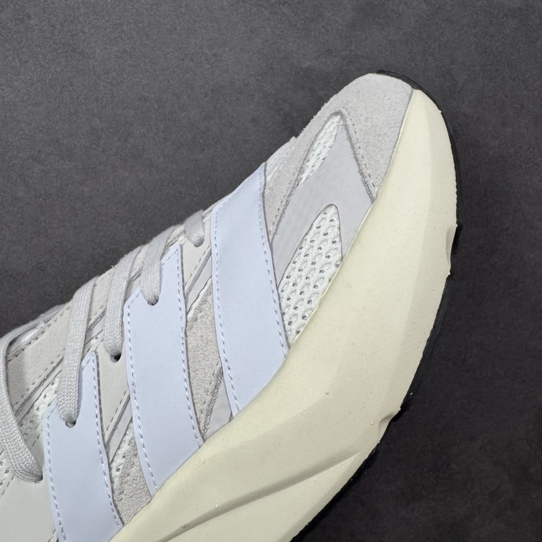 图片[5]-【公司级】Adidas LIGHTBLAZE 舒适防滑 新款阿迪达斯低帮跑步鞋 极致轻盈的Lightweight Upper设计 带来近乎裸足的舒适体验 中底采用尖端科技 Lightstrike Pro材料经过精细调校 实现卓越缓震与轻量化的完美结合 货号：JH6942 尺码：39 40 40.5 41 42 42.5 43 44 45-选品中心