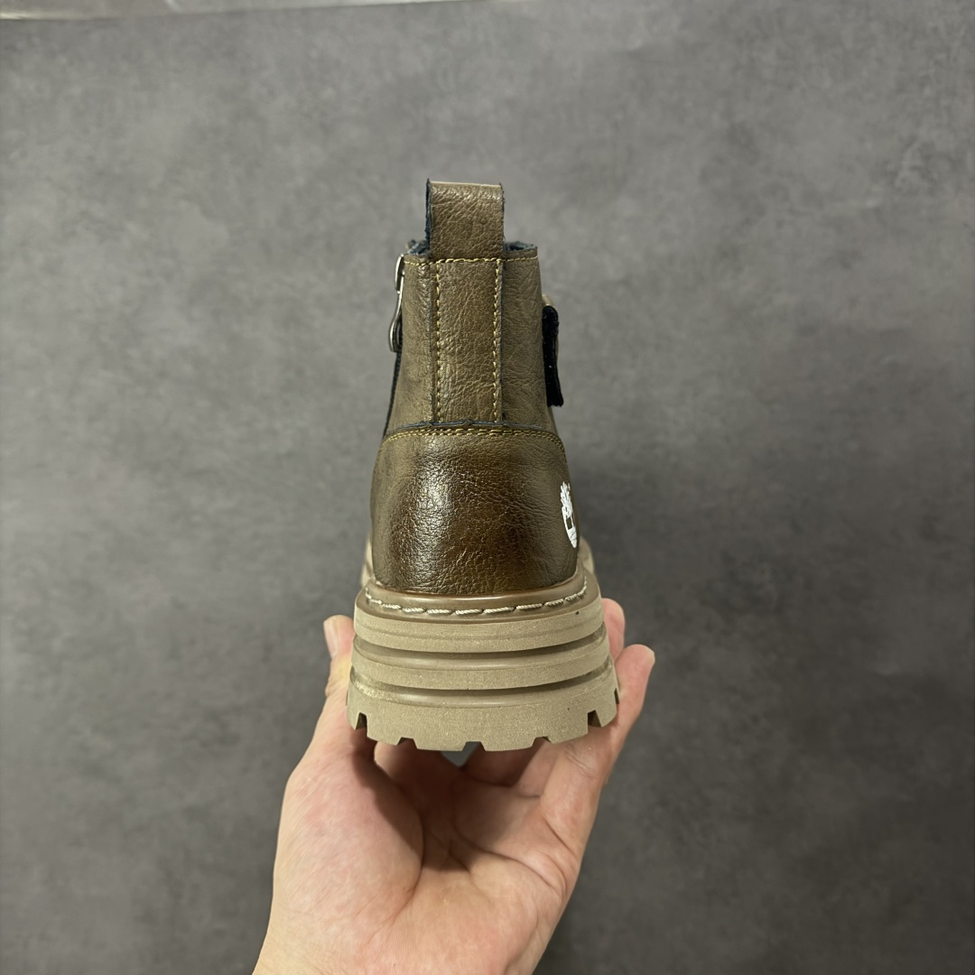 图片[4]-【公司级】2025秋冬Timberland 天伯伦/添柏岚经典高帮休闲男鞋 全新升级 广东大厂品质 原盒原包装 面料采用意大利顶级磨砂牛皮 搭配防臭防腐真皮乳胶鞋垫 给您完美的穿着体验 质量考究耐穿型男必备 专治不帅 高品质脚感一流 独家供应 尺码：39 40 41 42 43 44 (标准码) 编码：TLB260270-选品中心