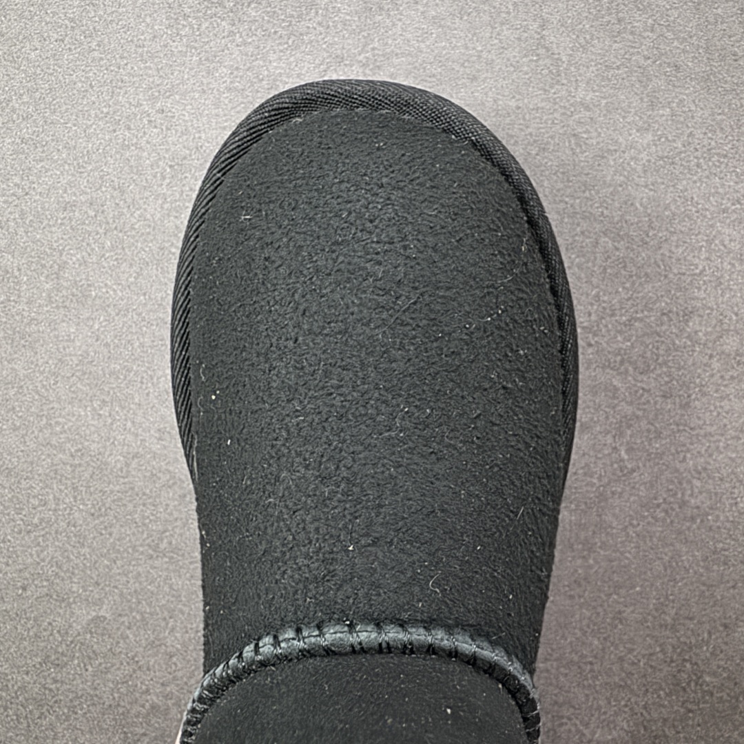 图片[8]-【SP原厂版】UGG 6501K 童鞋 秋冬羊皮毛一体雪地靴 市场天花板品质 欢迎对比🆚 全鞋采用ZP同厂 隆丰A级澳洲进口羊皮毛一体 品牌代工厂生产线 完全遵循ZP工艺流程 代工厂原厂版师 秉承无原鞋不开发选择 注重每一处细节 市面最正版型 TREADLITE\”轻翼\”科技外底 轻便/耐用/柔韧/桩型【售后郑重承诺】一个月内若出现重大脱胶/断底等质量问题 直接为您换新！ 尺码：25-34-选品中心