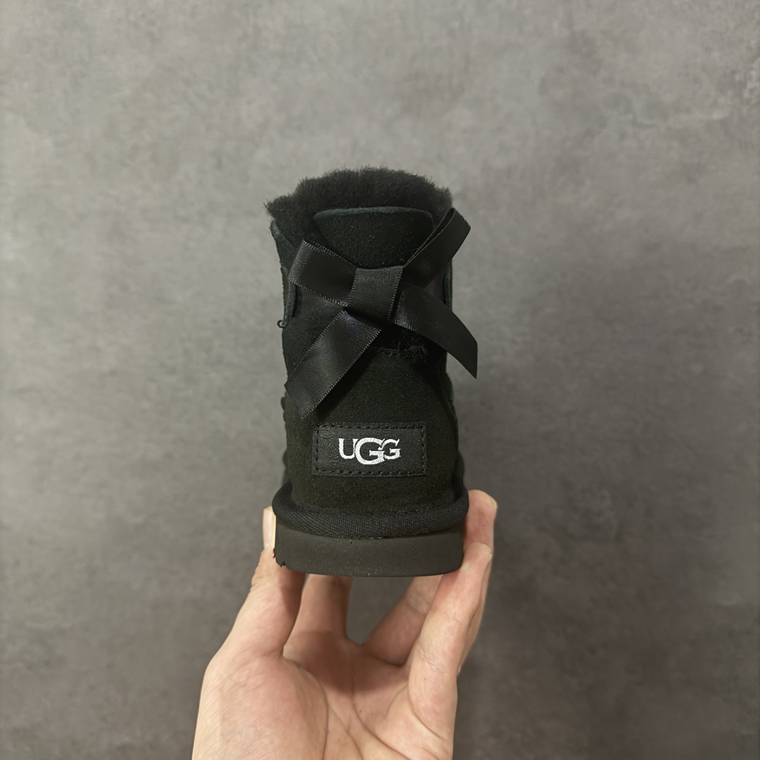 图片[4]-【SP原厂版】UGG 6501K 童鞋 秋冬羊皮毛一体雪地靴 市场天花板品质 欢迎对比🆚 全鞋采用ZP同厂 隆丰A级澳洲进口羊皮毛一体 品牌代工厂生产线 完全遵循ZP工艺流程 代工厂原厂版师 秉承无原鞋不开发选择 注重每一处细节 市面最正版型 TREADLITE\”轻翼\”科技外底 轻便/耐用/柔韧/桩型【售后郑重承诺】一个月内若出现重大脱胶/断底等质量问题 直接为您换新！ 尺码：25-34-选品中心