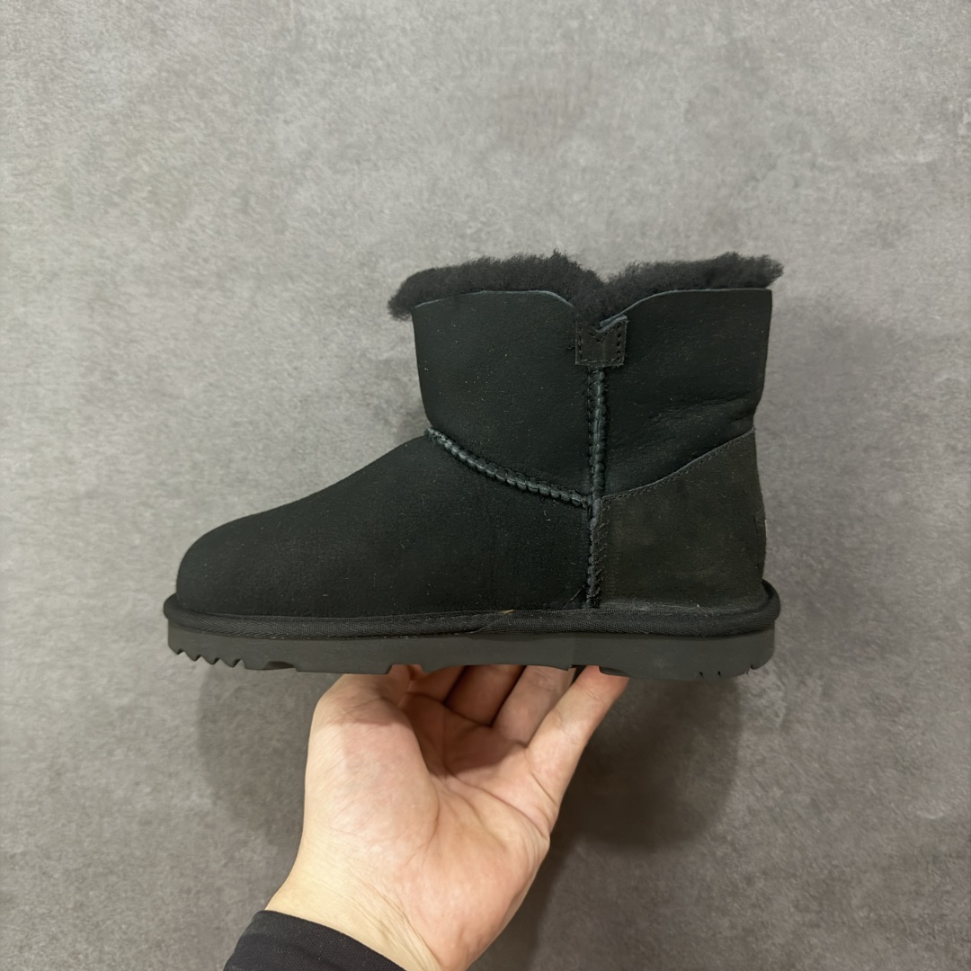 图片[2]-【SP原厂版】UGG 6422K 童鞋 秋冬羊皮毛一体雪地靴 市场天花板品质 欢迎对比🆚 全鞋采用ZP同厂 隆丰A级澳洲进口羊皮毛一体 品牌代工厂生产线 完全遵循ZP工艺流程 代工厂原厂版师 秉承无原鞋不开发选择 注重每一处细节 市面最正版型 TREADLITE\”轻翼\”科技外底 轻便/耐用/柔韧/桩型【售后郑重承诺】一个月内若出现重大脱胶/断底等质量问题 直接为您换新！ 尺码：25-34-选品中心