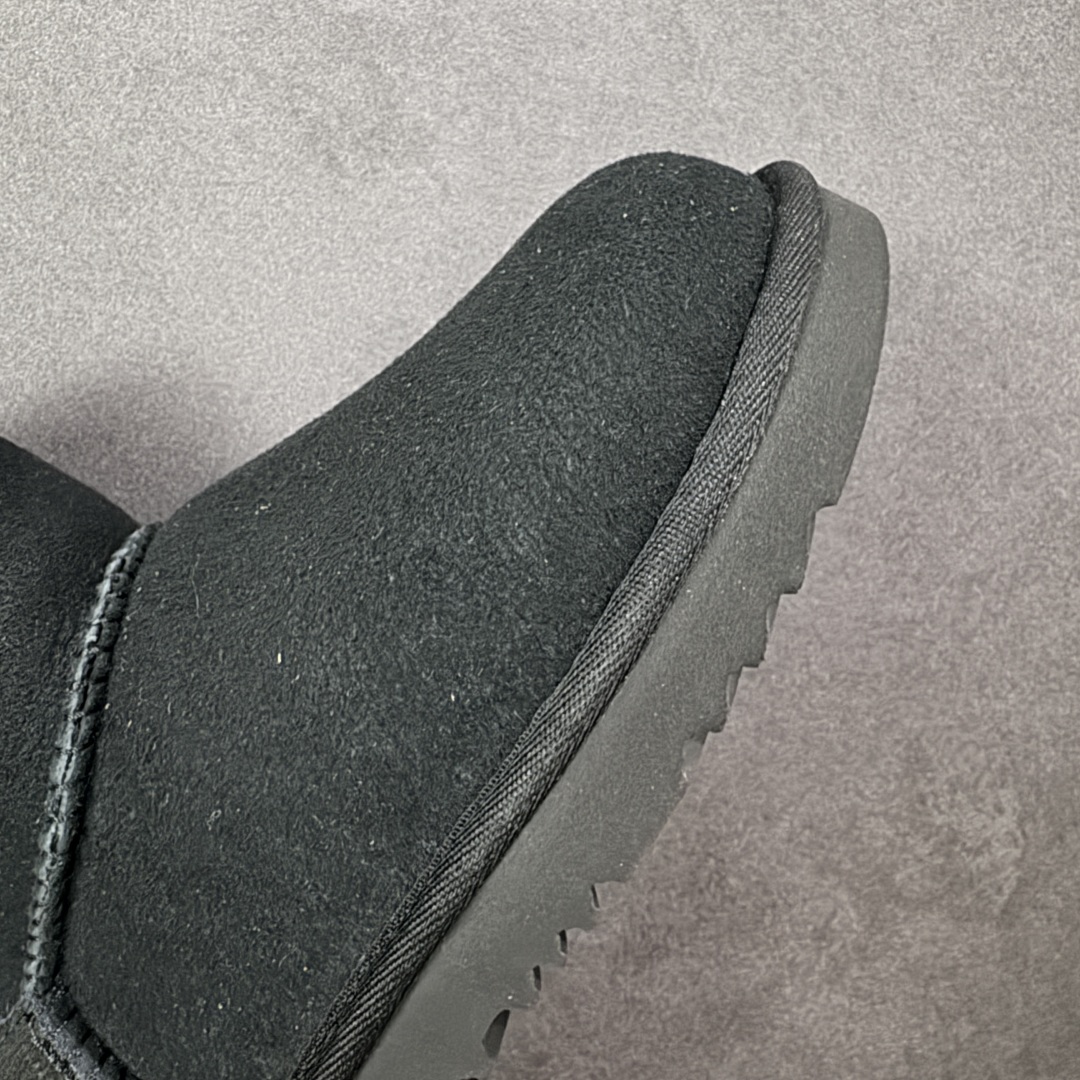 图片[5]-【SP原厂版】UGG 6422K 童鞋 秋冬羊皮毛一体雪地靴 市场天花板品质 欢迎对比🆚 全鞋采用ZP同厂 隆丰A级澳洲进口羊皮毛一体 品牌代工厂生产线 完全遵循ZP工艺流程 代工厂原厂版师 秉承无原鞋不开发选择 注重每一处细节 市面最正版型 TREADLITE\”轻翼\”科技外底 轻便/耐用/柔韧/桩型【售后郑重承诺】一个月内若出现重大脱胶/断底等质量问题 直接为您换新！ 尺码：25-34-选品中心