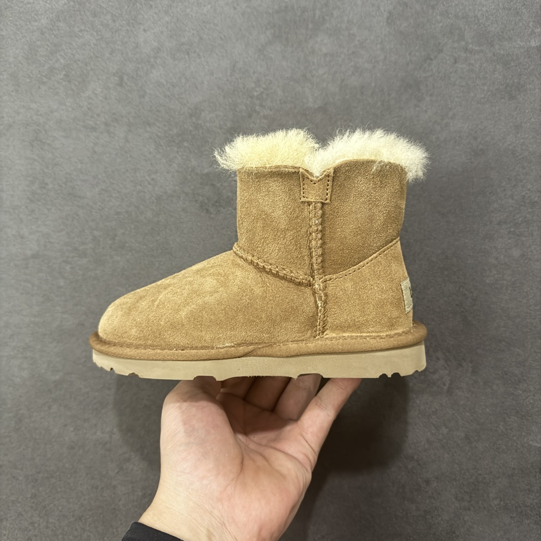 图片[2]-【SP原厂版】UGG 6422K 童鞋 秋冬羊皮毛一体雪地靴 市场天花板品质 欢迎对比🆚 全鞋采用ZP同厂 隆丰A级澳洲进口羊皮毛一体 品牌代工厂生产线 完全遵循ZP工艺流程 代工厂原厂版师 秉承无原鞋不开发选择 注重每一处细节 市面最正版型 TREADLITE\”轻翼\”科技外底 轻便/耐用/柔韧/桩型【售后郑重承诺】一个月内若出现重大脱胶/断底等质量问题 直接为您换新！ 尺码：25-34-选品中心