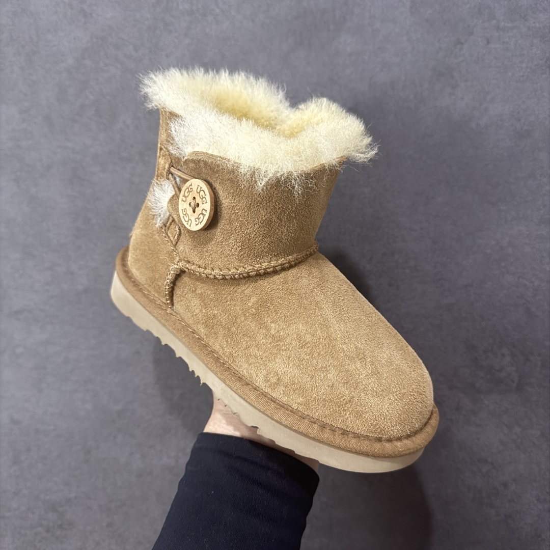 图片[3]-【SP原厂版】UGG 6422K 童鞋 秋冬羊皮毛一体雪地靴 市场天花板品质 欢迎对比🆚 全鞋采用ZP同厂 隆丰A级澳洲进口羊皮毛一体 品牌代工厂生产线 完全遵循ZP工艺流程 代工厂原厂版师 秉承无原鞋不开发选择 注重每一处细节 市面最正版型 TREADLITE\”轻翼\”科技外底 轻便/耐用/柔韧/桩型【售后郑重承诺】一个月内若出现重大脱胶/断底等质量问题 直接为您换新！ 尺码：25-34-选品中心