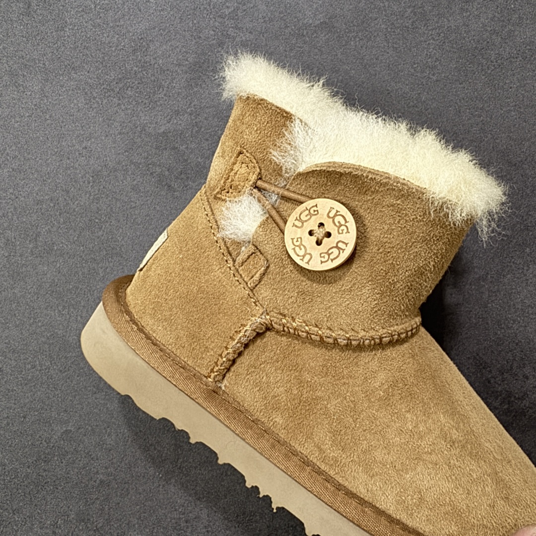 图片[6]-【SP原厂版】UGG 6422K 童鞋 秋冬羊皮毛一体雪地靴 市场天花板品质 欢迎对比🆚 全鞋采用ZP同厂 隆丰A级澳洲进口羊皮毛一体 品牌代工厂生产线 完全遵循ZP工艺流程 代工厂原厂版师 秉承无原鞋不开发选择 注重每一处细节 市面最正版型 TREADLITE\”轻翼\”科技外底 轻便/耐用/柔韧/桩型【售后郑重承诺】一个月内若出现重大脱胶/断底等质量问题 直接为您换新！ 尺码：25-34-选品中心