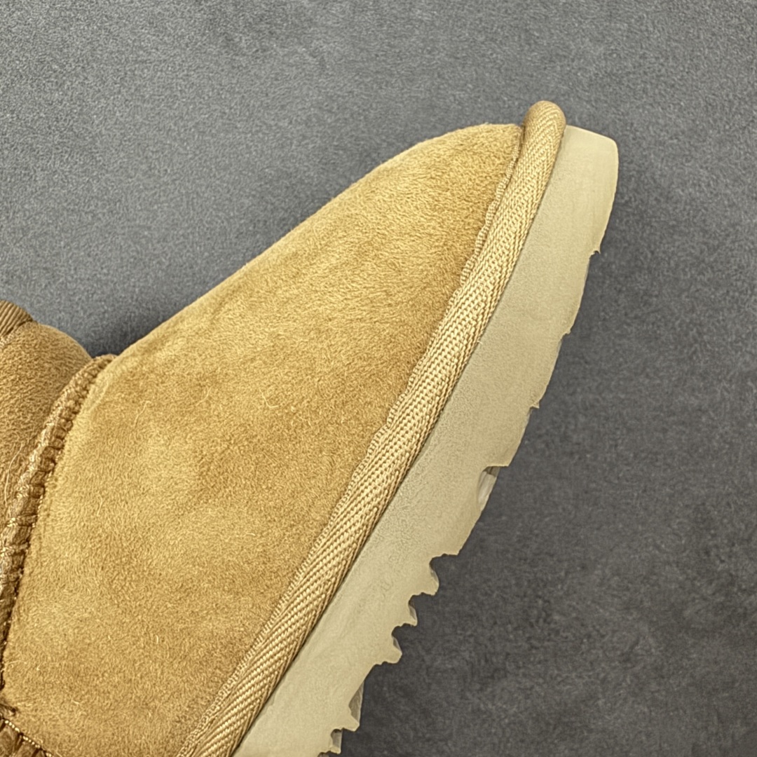 图片[5]-【SP原厂版】UGG 6109K 童鞋 秋冬羊皮毛一体雪地靴 市场天花板品质 欢迎对比🆚 全鞋采用ZP同厂 隆丰A级澳洲进口羊皮毛一体 品牌代工厂生产线 完全遵循ZP工艺流程 代工厂原厂版师 秉承无原鞋不开发选择 注重每一处细节 市面最正版型 TREADLITE\”轻翼\”科技外底 轻便/耐用/柔韧/桩型【售后郑重承诺】一个月内若出现重大脱胶/断底等质量问题 直接为您换新！ 尺码：25-34-选品中心