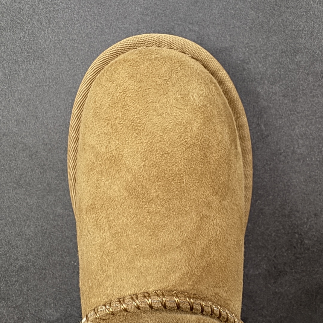 图片[8]-【SP原厂版】UGG 6109K 童鞋 秋冬羊皮毛一体雪地靴 市场天花板品质 欢迎对比🆚 全鞋采用ZP同厂 隆丰A级澳洲进口羊皮毛一体 品牌代工厂生产线 完全遵循ZP工艺流程 代工厂原厂版师 秉承无原鞋不开发选择 注重每一处细节 市面最正版型 TREADLITE\”轻翼\”科技外底 轻便/耐用/柔韧/桩型【售后郑重承诺】一个月内若出现重大脱胶/断底等质量问题 直接为您换新！ 尺码：25-34-选品中心