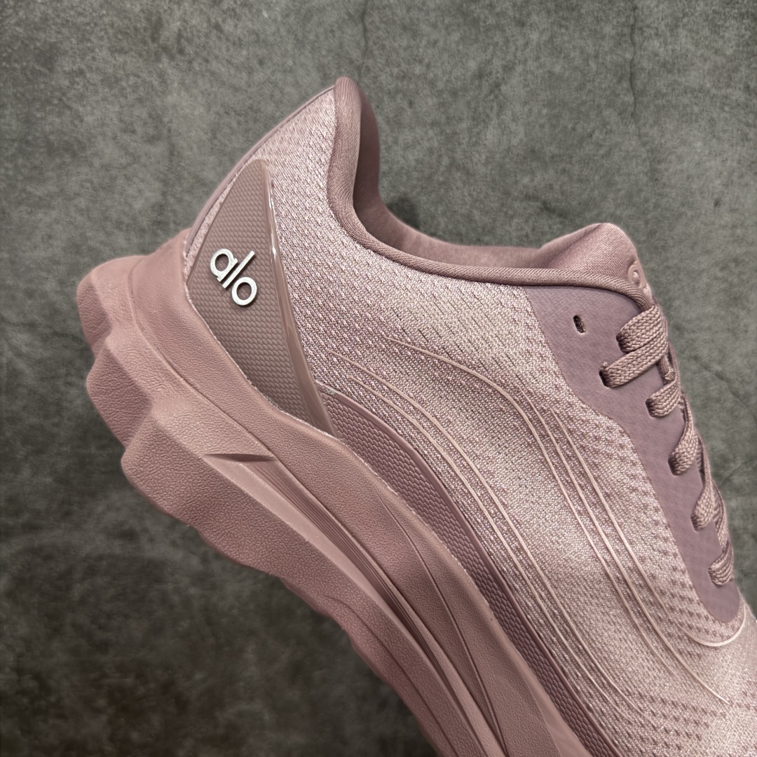 图片[7]-【LW版本】Alo Runner 明星同款 四季常青款增高低帮休闲生活鞋 豆沙红色  1：1复刻 细节一步到位 采用增高4CM防滑耐磨鞋底 随意搭配的都好看的鞋子  尺码：36 37 38 39 40 41 42 43 44 45-选品中心