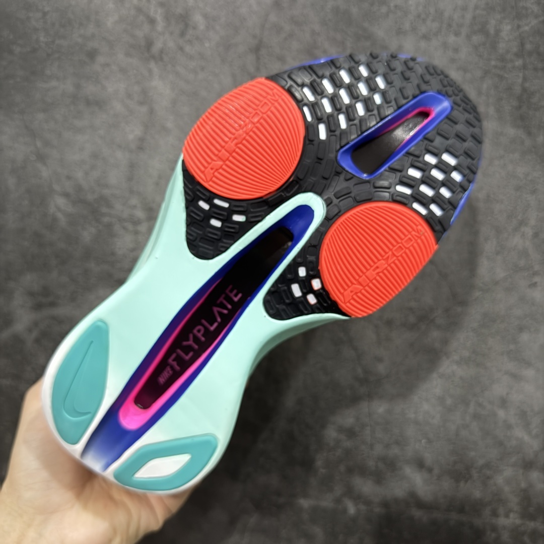 图片[9]-【碳科技纯原】Nk Zoom AlphaFly Next% 4 阿尔法飞行4代 2025年全新超级马拉松全掌碳板跑鞋 FD8315-104  市场顶级版本 跑鞋第一梯队 专业跑鞋‼️ 原标原盒 全掌真碳版 真Zoom X气垫 配件齐 有配正确配套防尘布袋 真材实料 假一赔十‼️ 正确大底刷漆（鞋底部分黑色刷漆有裂纹） 鞋款搭载两个Airzoom缓震配置，全掌型碳纤维板，缔造出色推进感；中底ZoomX 泡绵从后跟延伸至鞋头，超强回弹性 💪🏻 空气动力学造型则依然保留。前掌采用镂空设计，让鞋底的碳板配置得以可视化 造型更具未来感。   尺码：36 36.5 37.5 38 38.5 39 40 40.5 41 42 42.5 43 44 44.5 45-选品中心