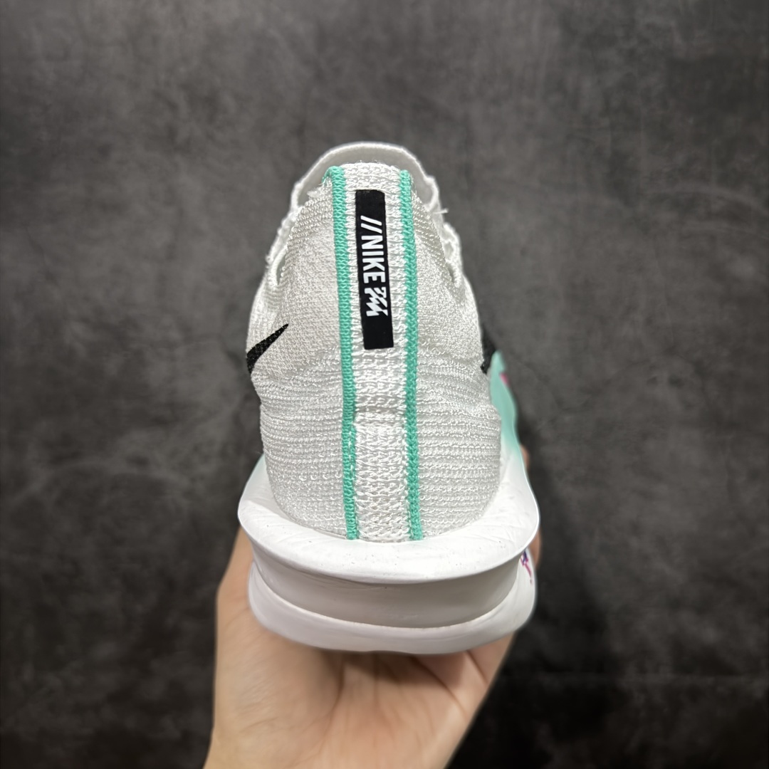 图片[4]-【碳科技纯原】Nk Zoom AlphaFly Next% 4 阿尔法飞行4代 2025年全新超级马拉松全掌碳板跑鞋 FD8315-104  市场顶级版本 跑鞋第一梯队 专业跑鞋‼️ 原标原盒 全掌真碳版 真Zoom X气垫 配件齐 有配正确配套防尘布袋 真材实料 假一赔十‼️ 正确大底刷漆（鞋底部分黑色刷漆有裂纹） 鞋款搭载两个Airzoom缓震配置，全掌型碳纤维板，缔造出色推进感；中底ZoomX 泡绵从后跟延伸至鞋头，超强回弹性 💪🏻 空气动力学造型则依然保留。前掌采用镂空设计，让鞋底的碳板配置得以可视化 造型更具未来感。   尺码：36 36.5 37.5 38 38.5 39 40 40.5 41 42 42.5 43 44 44.5 45-选品中心