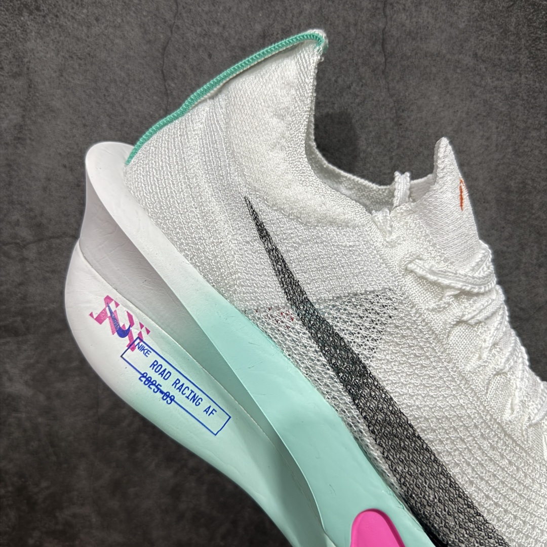图片[7]-【碳科技纯原】Nk Zoom AlphaFly Next% 4 阿尔法飞行4代 2025年全新超级马拉松全掌碳板跑鞋 FD8315-104  市场顶级版本 跑鞋第一梯队 专业跑鞋‼️ 原标原盒 全掌真碳版 真Zoom X气垫 配件齐 有配正确配套防尘布袋 真材实料 假一赔十‼️ 正确大底刷漆（鞋底部分黑色刷漆有裂纹） 鞋款搭载两个Airzoom缓震配置，全掌型碳纤维板，缔造出色推进感；中底ZoomX 泡绵从后跟延伸至鞋头，超强回弹性 💪🏻 空气动力学造型则依然保留。前掌采用镂空设计，让鞋底的碳板配置得以可视化 造型更具未来感。   尺码：36 36.5 37.5 38 38.5 39 40 40.5 41 42 42.5 43 44 44.5 45-选品中心