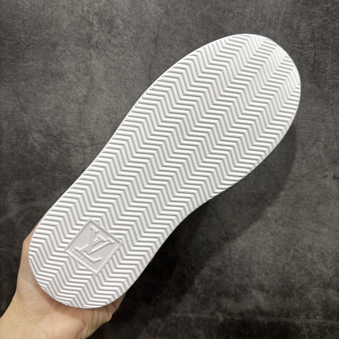 图片[9]-【海淘代购版】LOUIS VUITTON LV Beverly Hills 牛皮 圆头系带 低帮 时尚板鞋 男款 白色 海淘代购同渠道品质 高端零售 外贸充正专供 原版购入开发 ZP级全套包装 完美楦型 正确卡色 大底TPU 质感媲美原版 细节与原版一致 请注意区分市面通货材 尺码：38 39 40 41 42 43 44 45 46-选品中心