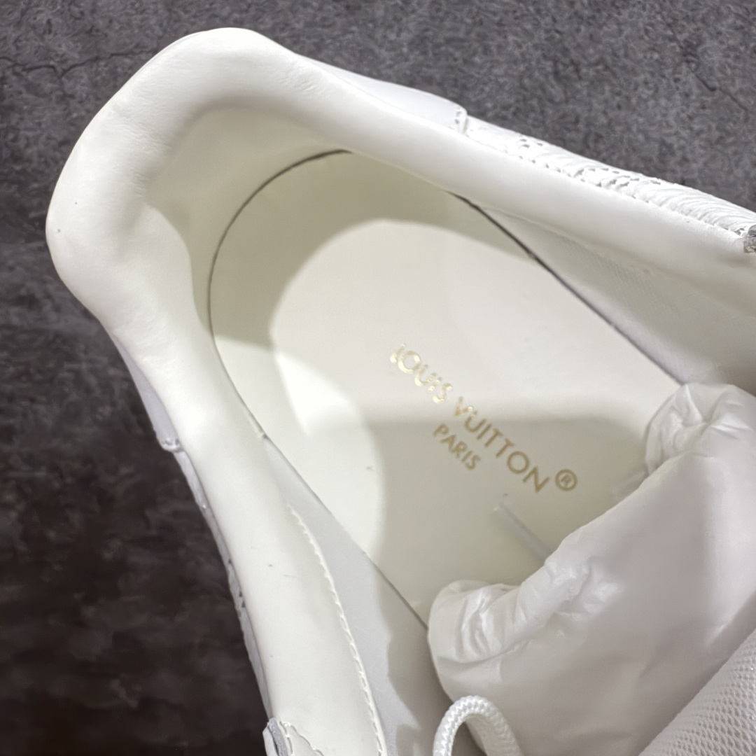 图片[7]-【海淘代购版】LOUIS VUITTON LV Beverly Hills 牛皮 圆头系带 低帮 时尚板鞋 男款 白色 海淘代购同渠道品质 高端零售 外贸充正专供 原版购入开发 ZP级全套包装 完美楦型 正确卡色 大底TPU 质感媲美原版 细节与原版一致 请注意区分市面通货材 尺码：38 39 40 41 42 43 44 45 46-选品中心