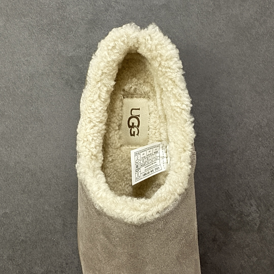 图片[7]-【SP原厂版】UGG 1681 小土豆 半包半拖 秋冬羊皮毛一体雪地靴 市场天花板品质 欢迎对比🆚 全鞋采用ZP同厂 隆丰A级澳洲进口羊皮毛一体 品牌代工厂生产线 完全遵循ZP工艺流程 代工厂原厂版师 秉承无原鞋不开发选择 注重每一处细节 市面最正版型 TREADLITE\”轻翼\”科技外底 轻便/耐用/柔韧/桩型【售后郑重承诺】一个月内若出现重大脱胶/断底等质量问题 直接为您换新！ 尺码：35-40-选品中心