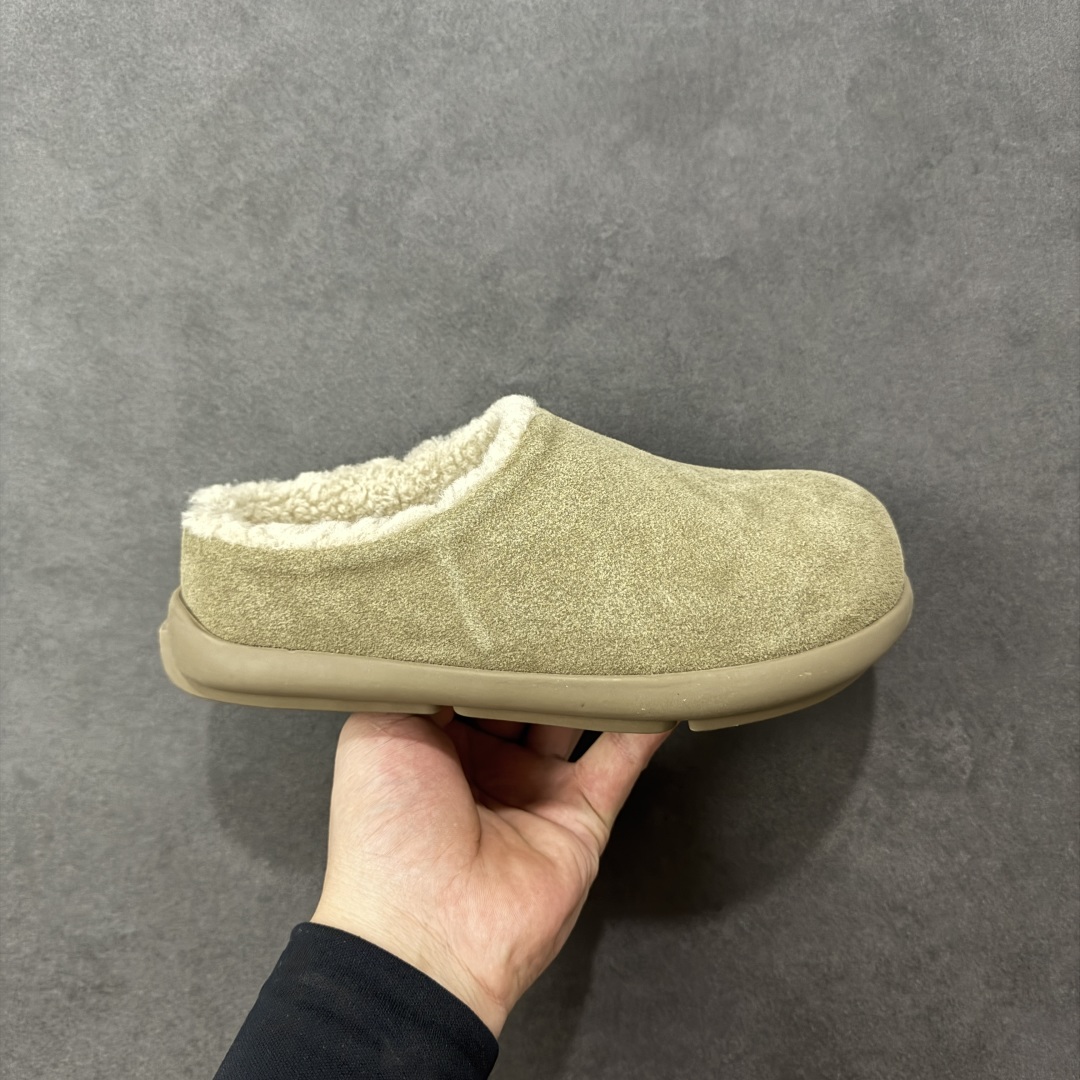 【SP原厂版】UGG 1681 小土豆 半包半拖 秋冬羊皮毛一体雪地靴 市场天花板品质 欢迎对比🆚 全鞋采用ZP同厂 隆丰A级澳洲进口羊皮毛一体 品牌代工厂生产线 完全遵循ZP工艺流程 代工厂原厂版师 秉承无原鞋不开发选择 注重每一处细节 市面最正版型 TREADLITE\