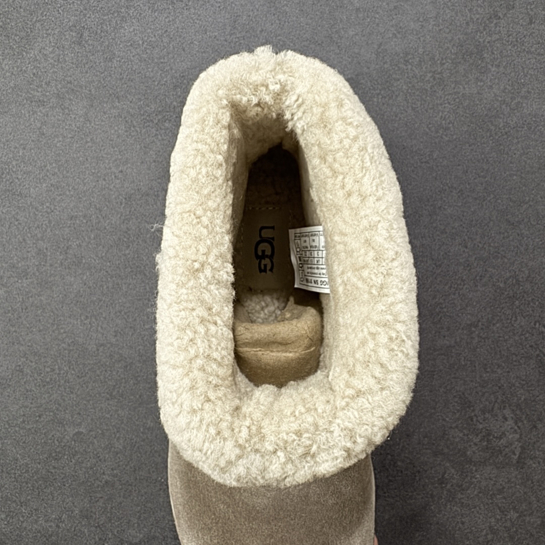 图片[7]-【SP原厂版】UGG 1656 短靴 小土豆 秋冬羊皮毛一体雪地靴 市场天花板品质 欢迎对比🆚 全鞋采用ZP同厂 隆丰A级澳洲进口羊皮毛一体 品牌代工厂生产线 完全遵循ZP工艺流程 代工厂原厂版师 秉承无原鞋不开发选择 注重每一处细节 市面最正版型 TREADLITE\”轻翼\”科技外底 轻便/耐用/柔韧/桩型【售后郑重承诺】一个月内若出现重大脱胶/断底等质量问题 直接为您换新！ 尺码：35-40-选品中心