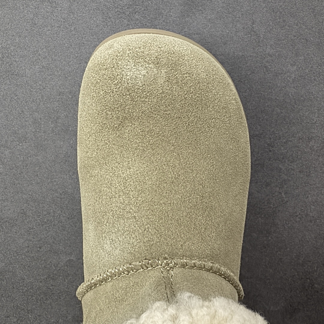 图片[8]-【SP原厂版】UGG 1656 短靴 小土豆 秋冬羊皮毛一体雪地靴 市场天花板品质 欢迎对比🆚 全鞋采用ZP同厂 隆丰A级澳洲进口羊皮毛一体 品牌代工厂生产线 完全遵循ZP工艺流程 代工厂原厂版师 秉承无原鞋不开发选择 注重每一处细节 市面最正版型 TREADLITE\”轻翼\”科技外底 轻便/耐用/柔韧/桩型【售后郑重承诺】一个月内若出现重大脱胶/断底等质量问题 直接为您换新！ 尺码：35-40-选品中心