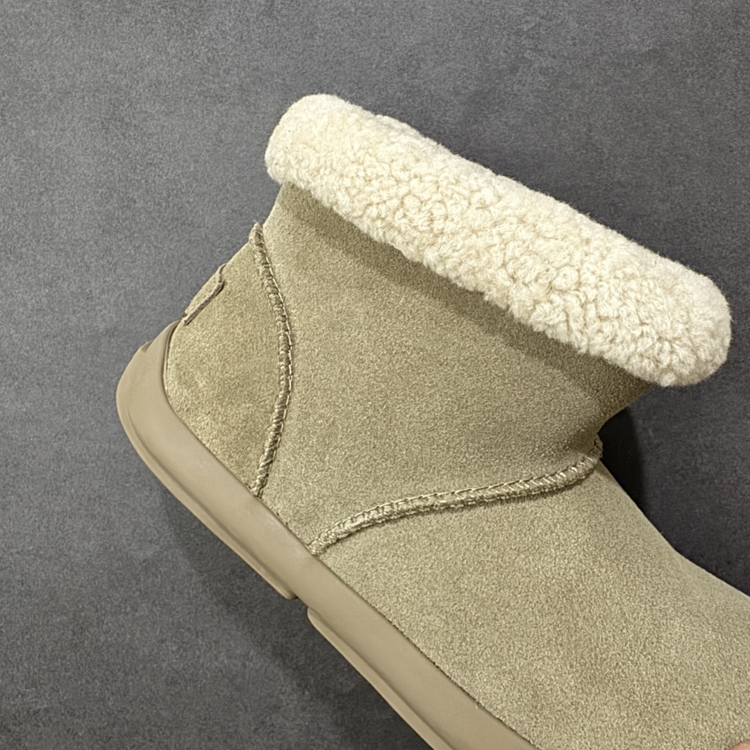 图片[6]-【SP原厂版】UGG 1656 短靴 小土豆 秋冬羊皮毛一体雪地靴 市场天花板品质 欢迎对比🆚 全鞋采用ZP同厂 隆丰A级澳洲进口羊皮毛一体 品牌代工厂生产线 完全遵循ZP工艺流程 代工厂原厂版师 秉承无原鞋不开发选择 注重每一处细节 市面最正版型 TREADLITE\”轻翼\”科技外底 轻便/耐用/柔韧/桩型【售后郑重承诺】一个月内若出现重大脱胶/断底等质量问题 直接为您换新！ 尺码：35-40-选品中心