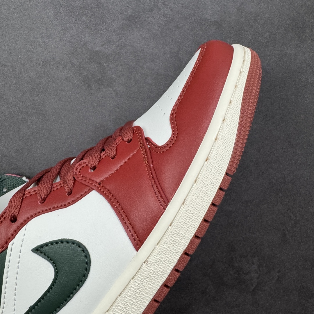 图片[5]-【K版纯原】头层 耐克Nike Air Jordan 1 Mid\”Tan/Red beans\”AJ1乔丹一代中帮经典复古文化休闲运动篮球鞋 采用组合牛剖革鞋面材质#中底注胶孔内置真Sole气垫#原数据开发模具大底 货号：DQ8426-105 尺码：36～46B 编码：YQA240250-选品中心