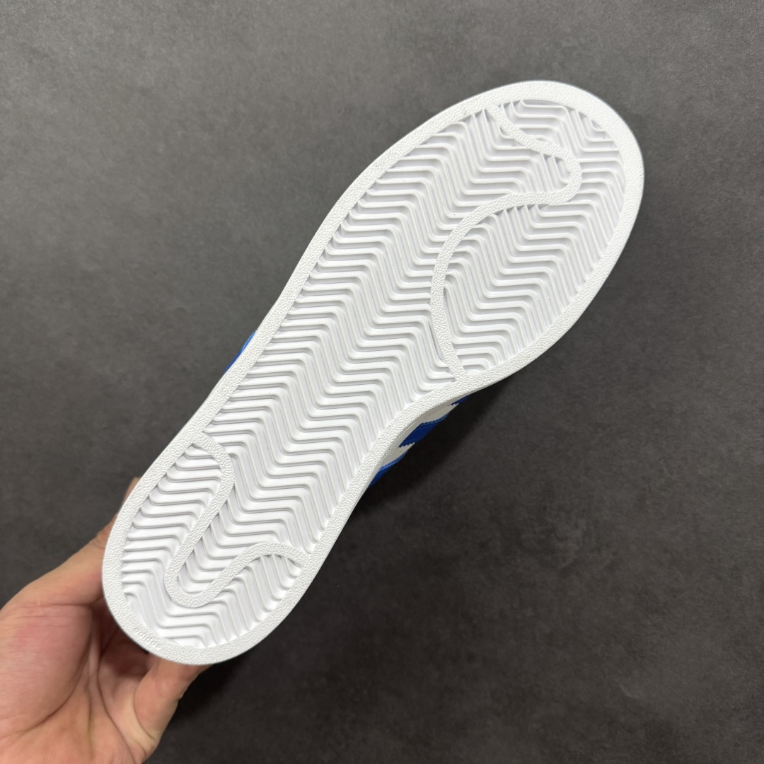 图片[9]-【H11纯原】adidas originals Superstar 2 舒适百搭 轻便透气 低帮板鞋 超经典的贝壳鞋款全新升级啦 加宽了鞋带的设计，鞋口的海绵填充的也更多 鞋底上脚更柔软 欢迎来感受一下2.0贝壳头板鞋 #独家原盒 原底原料 开模打造 #原厂织唛鞋标 高精密准度 #原楦原纸板开发 匹配原版98%以上 #后跟垫棉独家呈现 反口里弧度正确 #原厂鞋垫 背胶 后跟电绣针数 与正品一致 #原厂皮料 原厂车缝线 质感无敌 #皮料切割干净 无任何毛边 清洁度细节完美 货号：JQ4729 尺码：35.5 36 36.5 37.5 38 38.5 39 40-选品中心