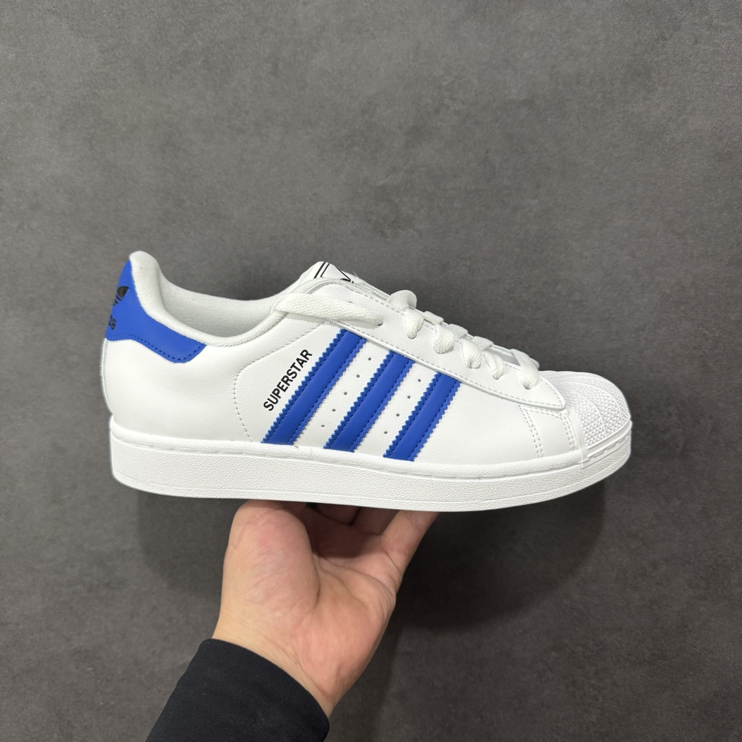 【H11纯原】adidas originals Superstar 2 舒适百搭 轻便透气 低帮板鞋 超经典的贝壳鞋款全新升级啦 加宽了鞋带的设计，鞋口的海绵填充的也更多 鞋底上脚更柔软 欢迎来感受一下2.0贝壳头板鞋 #独家原盒 原底原料 开模打造 #原厂织唛鞋标 高精密准度 #原楦原纸板开发 匹配原版98%以上 #后跟垫棉独家呈现 反口里弧度正确 #原厂鞋垫 背胶 后跟电绣针数 与正品一致 #原厂皮料 原厂车缝线 质感无敌 #皮料切割干净 无任何毛边 清洁度细节完美 货号：JQ4729 尺码：35.5 36 36.5 37.5 38 38.5 39 40-选品中心