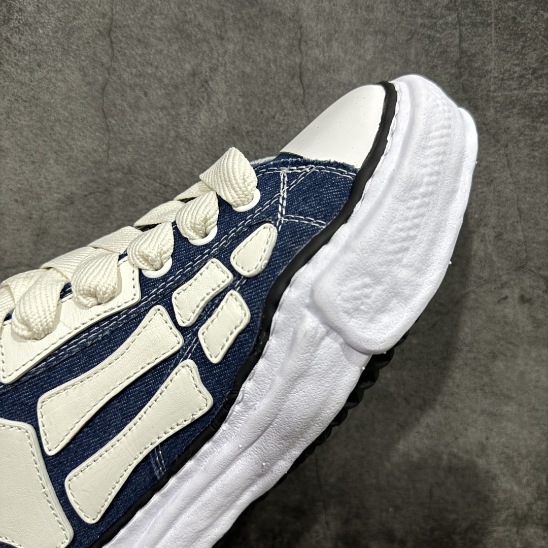 图片[6]-【莞产纯原】MMY X AMIRI 联名款骨头鞋溶解鞋 牛仔蓝 黑白碰撞，独特骨骼线条设计，这双板鞋将个性与时尚完美融合。上脚瞬间，街头潮流感拉满，每一步都踏出不羁态度 。原版开模复刻 还原正品味道 顶级版本！ 尺码：35-45 ✔ 鞋面采用进口帆布+进口牛皮 ✔ 内里采用顶级帆布 ✔ 二次成型不规则大底 防滑耐磨-选品中心