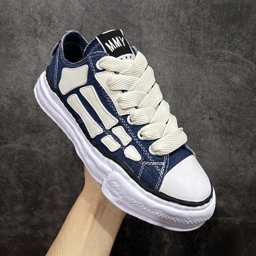 图片[3]-【莞产纯原】MMY X AMIRI 联名款骨头鞋溶解鞋 牛仔蓝 黑白碰撞，独特骨骼线条设计，这双板鞋将个性与时尚完美融合。上脚瞬间，街头潮流感拉满，每一步都踏出不羁态度 。原版开模复刻 还原正品味道 顶级版本！ 尺码：35-45 ✔ 鞋面采用进口帆布+进口牛皮 ✔ 内里采用顶级帆布 ✔ 二次成型不规则大底 防滑耐磨-选品中心