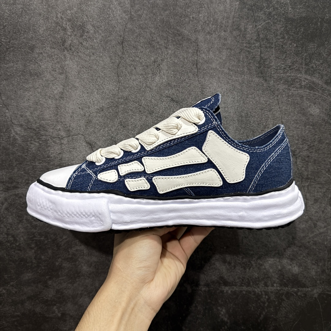 图片[2]-【莞产纯原】MMY X AMIRI 联名款骨头鞋溶解鞋 牛仔蓝 黑白碰撞，独特骨骼线条设计，这双板鞋将个性与时尚完美融合。上脚瞬间，街头潮流感拉满，每一步都踏出不羁态度 。原版开模复刻 还原正品味道 顶级版本！ 尺码：35-45 ✔ 鞋面采用进口帆布+进口牛皮 ✔ 内里采用顶级帆布 ✔ 二次成型不规则大底 防滑耐磨-选品中心