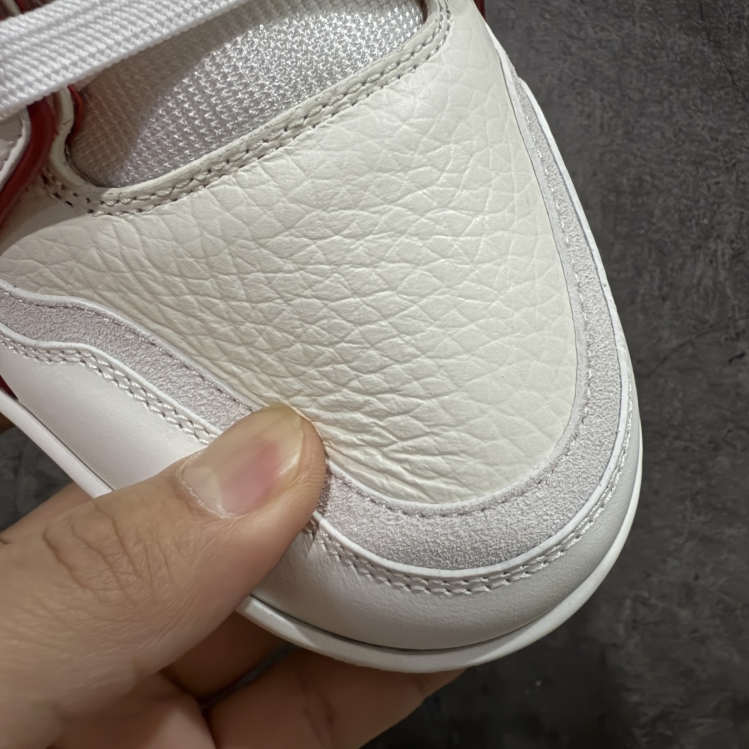 图片[5]-【专柜版/海淘代购版】 现货当天可取 LV Trainer系列高奢运动鞋 限定款 新款芯片顶级 潮人必备单品 同步ZP官网空胶工艺 鞋舌、挂饰均镶嵌NFC芯片感应装置 正确胶片断点式设计 中底正确还原原版油印字母比例 1：1原楦格板、楦头、刀磨全新升级！ 独家订制顶级压纹麂皮 原版开模TPU大底 质感原版一致 垫脚聚米微料加透气英伦网布 披靡市场任何版本！细节完美呈现！ 代购指定版本 全新升级最新双盒包装 扫码秒进官网！ 全套包装配件同比原版 尺码： 38-46-选品中心