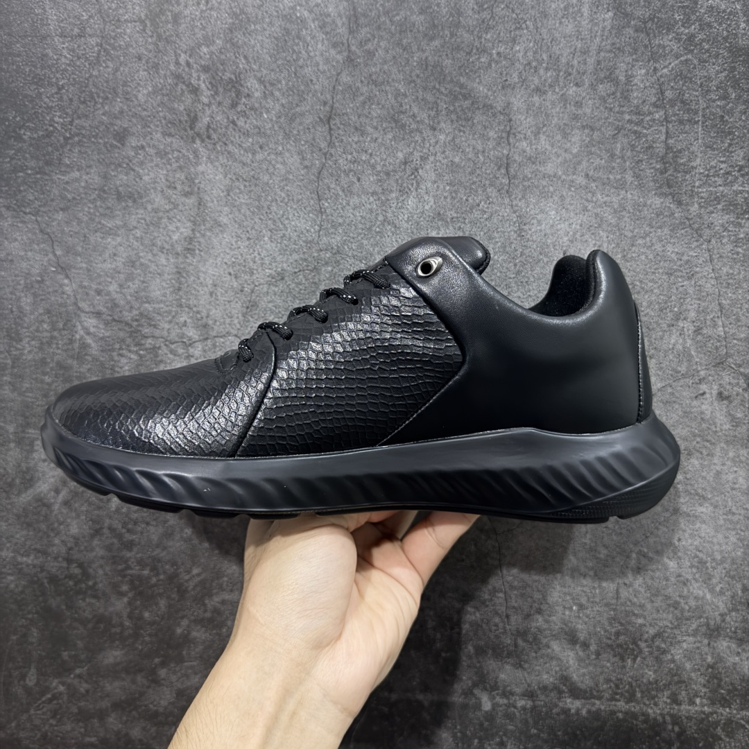 图片[2]-【广东纯原版本】Ecco/爱步 Biom皮面系列25新款 舒适百搭时尚运动健步鞋 经典和现代工艺品质融合 精选意大利小牛皮面料 舒适性相当不错 版型楦型非常到位上脚 专柜热销款 独有鞋型设计 特有Logo车边 特别有型 北欧风格 舒适 休闲保暖 超弹性 耐磨 减震 按摩大底(PU+TPU 组合）经典潮流 随意搭配 尺码：39 40 41 42 43 44 （标准码）-选品中心