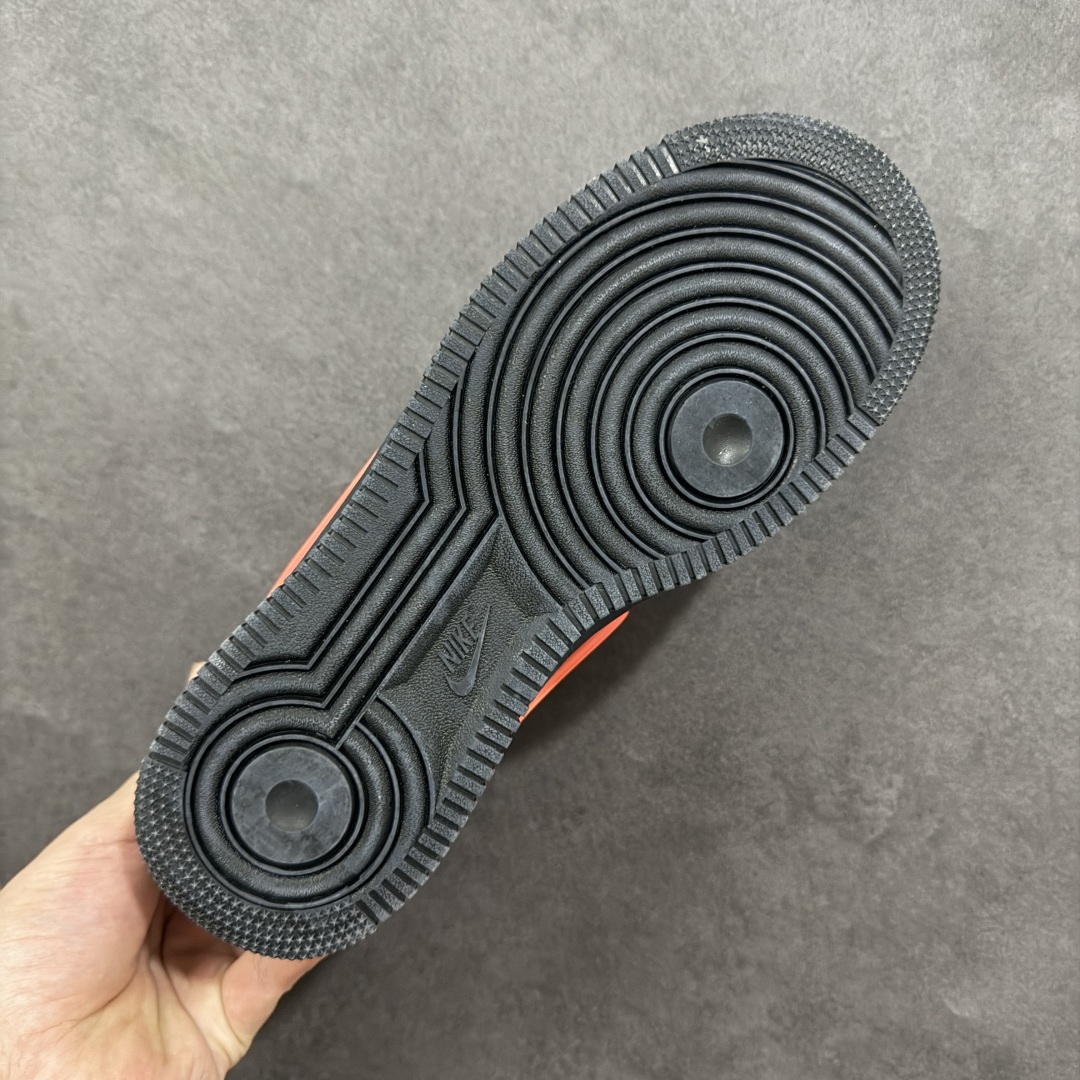 图片[9]-福利特价【GQ福利】Ambush x Nike Air Force 1‘07 Low 耐克 空军一号联名 低帮休闲板鞋 鞋款鞋身以及内衬均采用了纯色皮革打造 标志性的超大Swoosh依旧采用了突出鞋面的造型 鞋舌标签也带有LOGO 鞋带顶端还带有特殊的鞋带扣设计 后跟处搭载了TPU设计 尺码：36 36.5 37.5 38 38.5 39 40 40.5 41 42 42.5 43 44 45 编码：GQA180190-选品中心