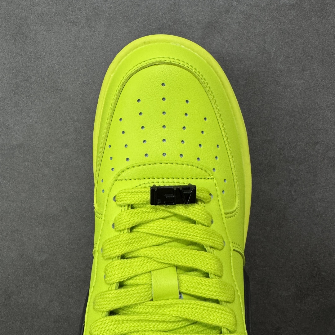 图片[8]-福利特价【GQ福利】Ambush x Nike Air Force 1‘07 Low 耐克 空军一号联名 低帮休闲板鞋 鞋款鞋身以及内衬均采用了纯色皮革打造 标志性的超大Swoosh依旧采用了突出鞋面的造型 鞋舌标签也带有LOGO 鞋带顶端还带有特殊的鞋带扣设计 后跟处搭载了TPU设计 尺码：36 36.5 37.5 38 38.5 39 40 40.5 41 42 42.5 43 44 45 编码：GQA180190-选品中心