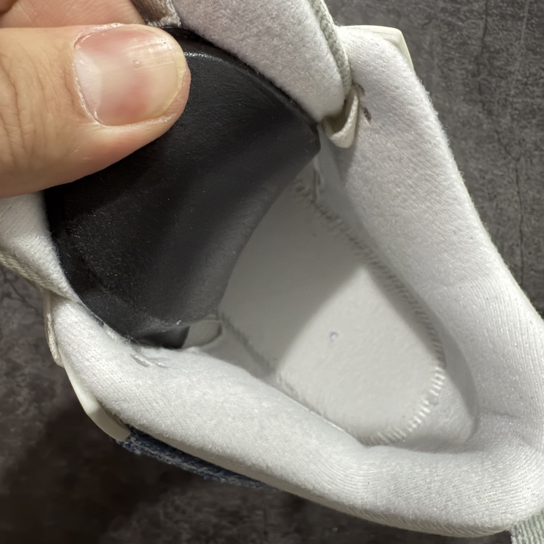 图片[9]-【KZ纯原】Air Jordan 4 Denim \”Worn Blue\” AJ4 乔4水洗丹宁 IB6716-100  大厂纯原出品 正确细节 原材料打造 价格不杀猪 整双鞋采用深浅双色水洗丹宁面料覆盖鞋身，刻意保留粗犷车缝线与毛边做旧细节，营造自然磨损的复古韵味。  尺码：36 36.5 37.5 38 38.5 39 40 40.5 41 42 42.5 43 44 44.5 45 46 47.5-选品中心