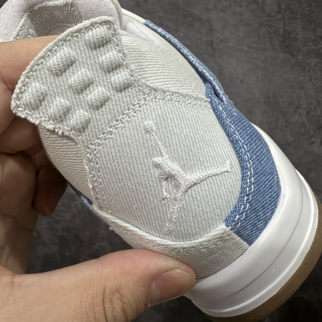 图片[2]-【KZ纯原】Air Jordan 4 Denim \”Worn Blue\” AJ4 乔4水洗丹宁 IB6716-100  大厂纯原出品 正确细节 原材料打造 价格不杀猪 整双鞋采用深浅双色水洗丹宁面料覆盖鞋身，刻意保留粗犷车缝线与毛边做旧细节，营造自然磨损的复古韵味。  尺码：36 36.5 37.5 38 38.5 39 40 40.5 41 42 42.5 43 44 44.5 45 46 47.5-选品中心