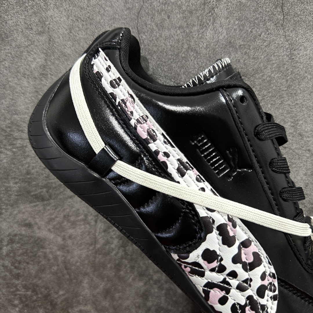 图片[7]-【纯原神版】ROSE x PUMA彪马 speedcat 舒适百搭芭蕾绑带镂空甜美设计感撞色 生活休闲鞋 女款 黑色 404391-01 升级品质 配件齐 原装档案原数据纸版楦型 头层皮料打造 区别市面先行版本 尺码：36 37 37.5 38 38.5 39 40-选品中心