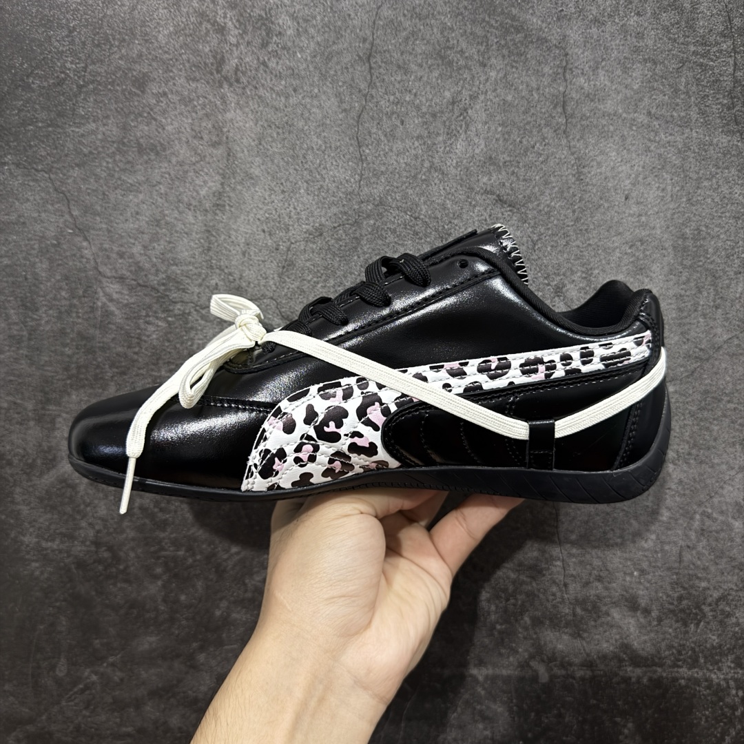 图片[2]-【纯原神版】ROSE x PUMA彪马 speedcat 舒适百搭芭蕾绑带镂空甜美设计感撞色 生活休闲鞋 女款 黑色 404391-01 升级品质 配件齐 原装档案原数据纸版楦型 头层皮料打造 区别市面先行版本 尺码：36 37 37.5 38 38.5 39 40-选品中心