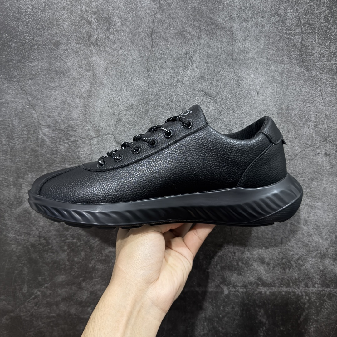 图片[2]-【广东纯原版本】Ecco/爱步 Biom皮面系列25新款 舒适百搭时尚运动健步鞋 经典和现代工艺品质融合 精选意大利小牛皮面料 舒适性相当不错 版型楦型非常到位上脚 专柜热销款 独有鞋型设计 特有Logo车边 特别有型 北欧风格 舒适 休闲保暖 超弹性 耐磨 减震 按摩大底(PU+TPU 组合）经典潮流 随意搭配 尺码：39 40 41 42 43 44 （标准码）-选品中心