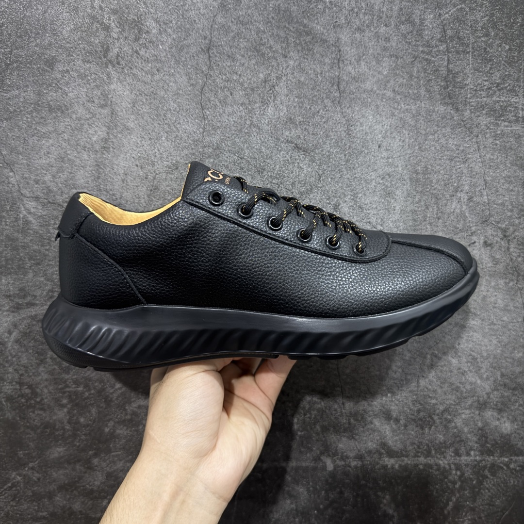 【广东纯原版本】Ecco/爱步 Biom皮面系列25新款 舒适百搭时尚运动健步鞋 经典和现代工艺品质融合 精选意大利小牛皮面料 舒适性相当不错 版型楦型非常到位上脚 专柜热销款 独有鞋型设计 特有Logo车边 特别有型 北欧风格 舒适 休闲保暖 超弹性 耐磨 减震 按摩大底(PU+TPU 组合）经典潮流 随意搭配 尺码：39 40 41 42 43 44 （标准码）-选品中心