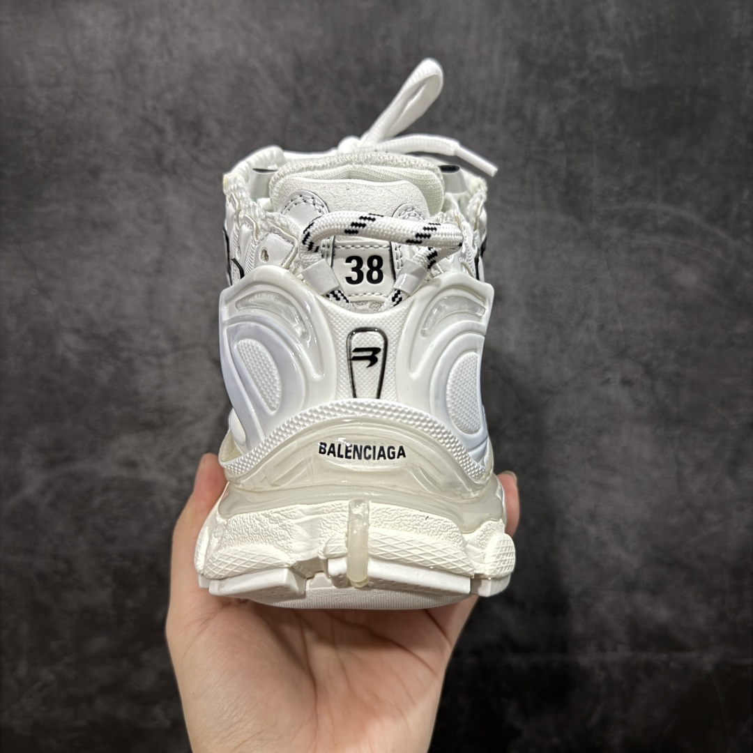 图片[4]-【Good纯原福利】Balenciaga Runner 巴黎世家七代复古老爹鞋 原市场5-600的货 顶级大厂出品 份量十足 售前售后保障到底 可退换 工厂白菜价清库存 价格相当给力 强推💪🏻 #全套原纸板楦头开发 #原盒原配 正确字体电绣 粗细、位置、大小正确 侧边TPU 透气孔匹配意产原版 #正确气垫分离大底 TPU软底 #原版一致大底LOGO 立体感十足 #原厂皮料水洗做旧 原厂纱网 外底正面压印BB标识 由176块饰片拼接而成的铰接式鞋面 侧面配金属质感网眼布 内面配有额外金属光泽饰件 包含1副鞋带和1副备用鞋带 后帮配有拉环鞋提 动态鞋底设计 为双脚带来后续的助力 尺码：35 36 37 38 39 40 41 42 43 44 45-选品中心