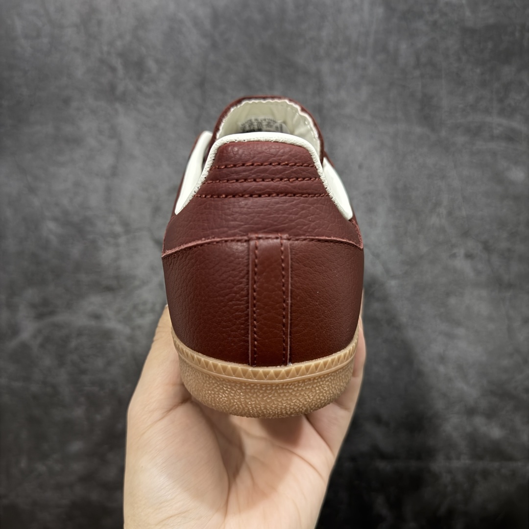 图片[4]-【CG纯原】市面最顶级品质没有之一！ 此版鞋身全部采用进口原厂头层皮 原厂头层 区分市面偷工减料！ Adidas Originals Samba 桑巴德训鞋 灰红 原版原楦原材，99.999%还原度 鞋带都是原厂的，系鞋带的方式都同步ZP！ 货号：JR0892 尺码：36 36.5 37 38 38.5 39 40 40.5 41 42 42.5 43 44 44.5 45-选品中心