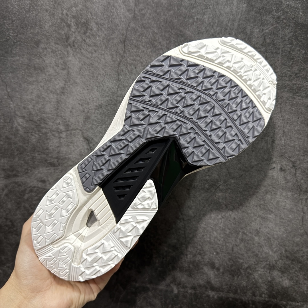 图片[9]-【升级版】DESCENT D/F Running系列 迪桑特 运动慢跑鞋 透气针织鞋面搭配系带系统，带来舒适便捷的穿着体验！较厚的鞋底设计为跑步提供更好的缓震舒适性(前掌及后跟特别加高侧墙，提升侧向稳定效果)！ 尺码： 36-45 带半码-选品中心