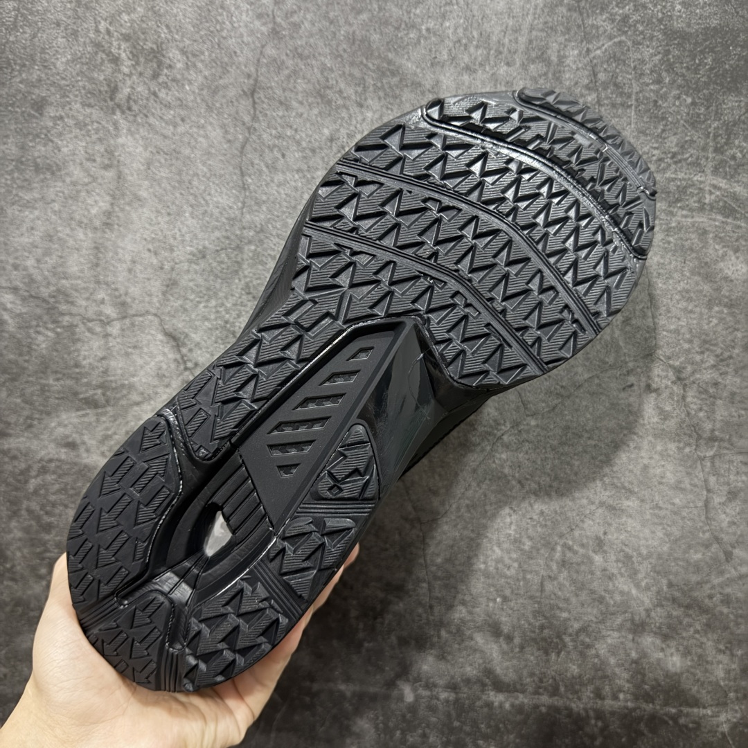 图片[9]-【升级版】DESCENT D/F Running系列 迪桑特 运动慢跑鞋 透气针织鞋面搭配系带系统，带来舒适便捷的穿着体验！较厚的鞋底设计为跑步提供更好的缓震舒适性(前掌及后跟特别加高侧墙，提升侧向稳定效果)！ 尺码： 36-45 带半码-选品中心