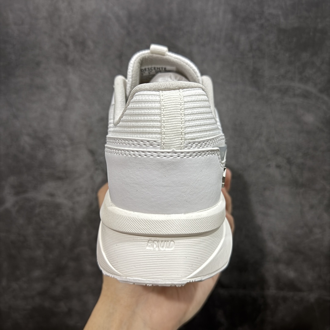 图片[4]-【升级版】DESCENT D/F Running系列 迪桑特 运动慢跑鞋 透气针织鞋面搭配系带系统，带来舒适便捷的穿着体验！较厚的鞋底设计为跑步提供更好的缓震舒适性(前掌及后跟特别加高侧墙，提升侧向稳定效果)！ 尺码： 36-45 带半码-选品中心