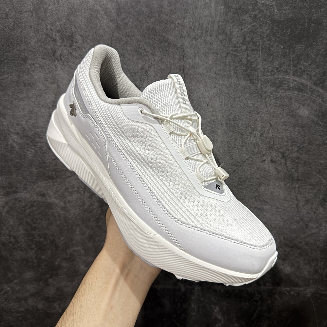 图片[3]-【升级版】DESCENT D/F Running系列 迪桑特 运动慢跑鞋 透气针织鞋面搭配系带系统，带来舒适便捷的穿着体验！较厚的鞋底设计为跑步提供更好的缓震舒适性(前掌及后跟特别加高侧墙，提升侧向稳定效果)！ 尺码： 36-45 带半码-选品中心