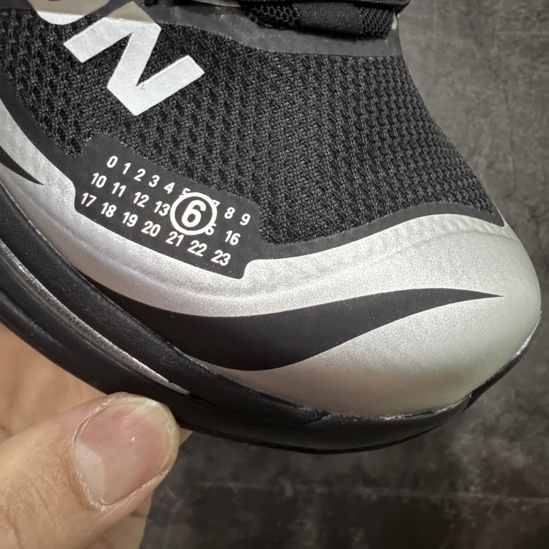 图片[5]-【纯原版】 MM6 Maison Margiela x SALOMON 萨洛蒙 XT-6网布绒面革 舒适 低帮 生活休闲鞋 男女款 黑色 纯原外贸平台特供订单 全套原纸板楦头开发 原厂特供网布配套加持 确保原汁原味 完美呈现版型 原档数据独家私模五层组合大底 原装Ortholite轻量化鞋垫 原厂TPU锁扣 进口港宝加持 后跟自然饱满 还原公司包裹性 尺码： 36-45-选品中心