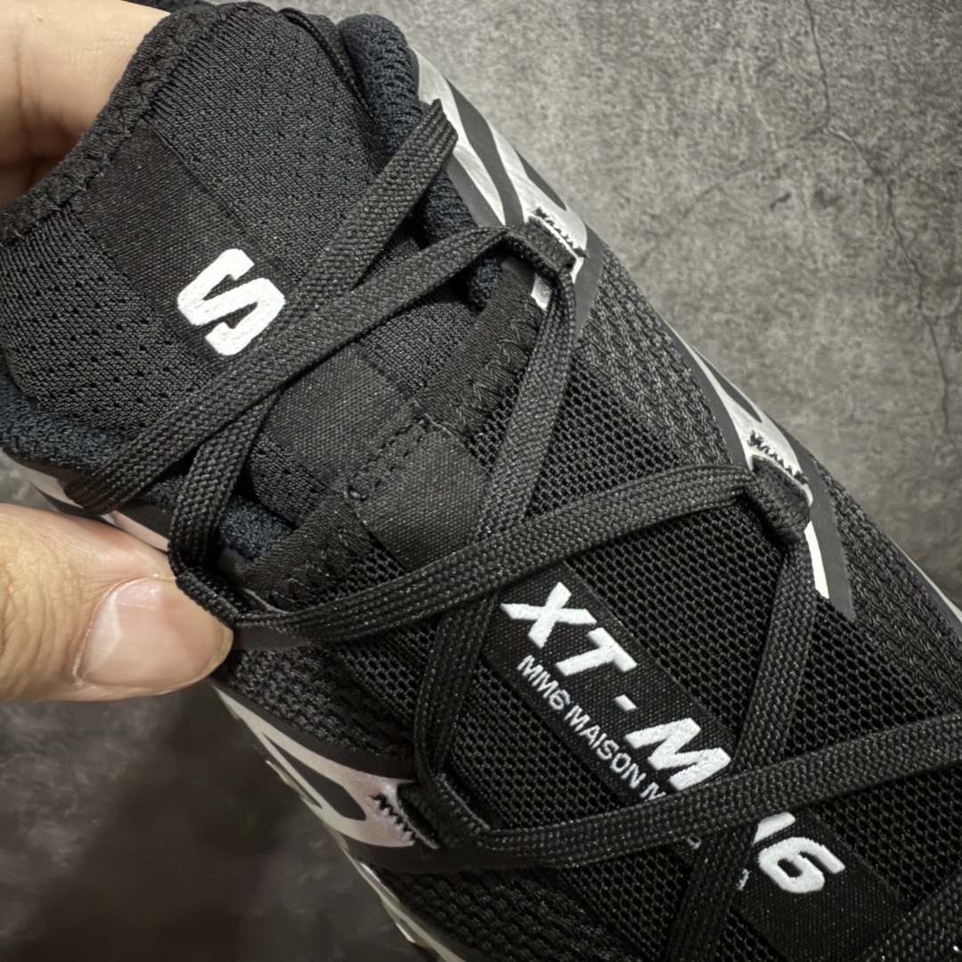 图片[6]-【纯原版】 MM6 Maison Margiela x SALOMON 萨洛蒙 XT-6网布绒面革 舒适 低帮 生活休闲鞋 男女款 黑色 纯原外贸平台特供订单 全套原纸板楦头开发 原厂特供网布配套加持 确保原汁原味 完美呈现版型 原档数据独家私模五层组合大底 原装Ortholite轻量化鞋垫 原厂TPU锁扣 进口港宝加持 后跟自然饱满 还原公司包裹性 尺码： 36-45-选品中心