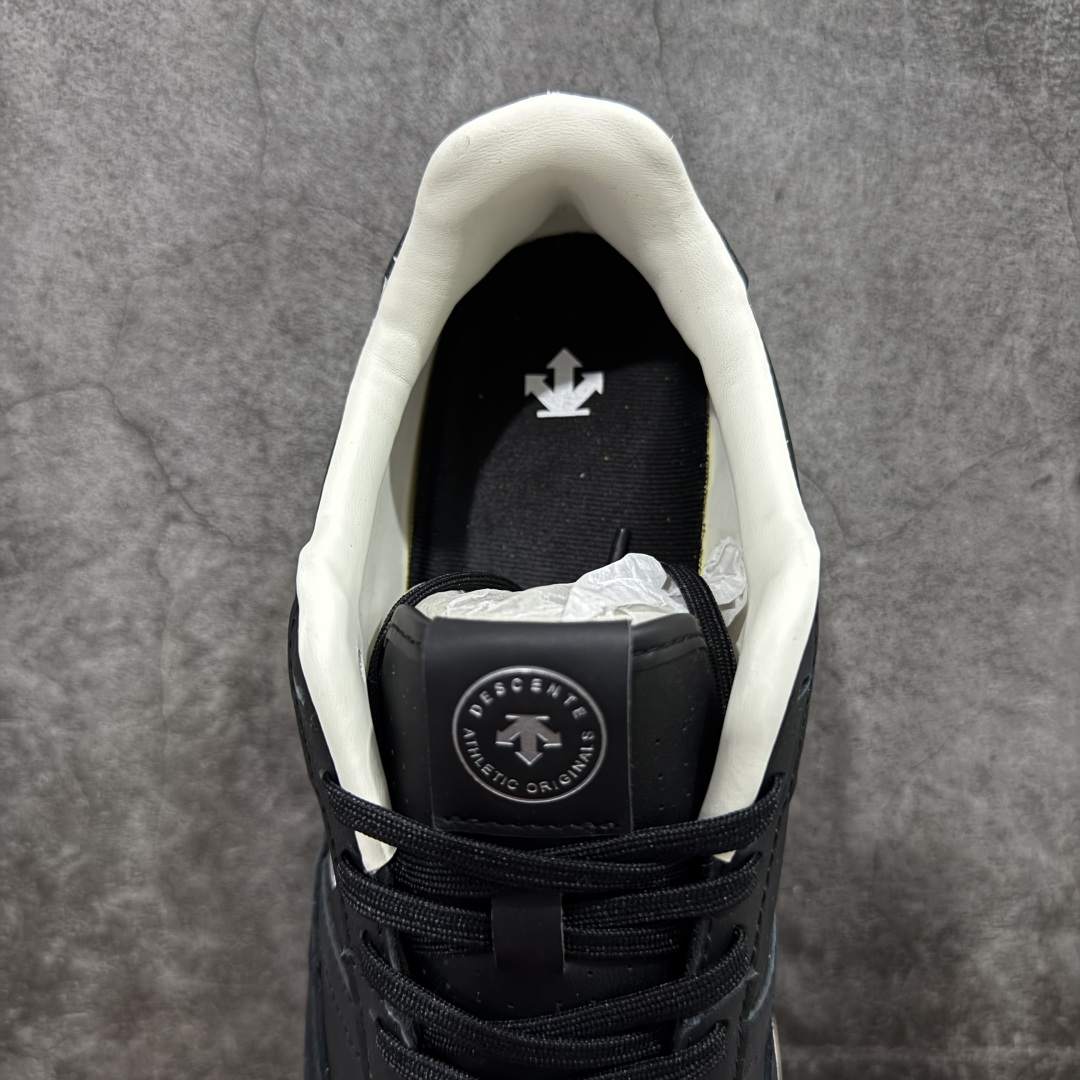 图片[8]-【莞产版】迪桑特DESCENTE Chron TRAINER 运动简约 低帮 生活休闲鞋 市面最优品质 区别市场版本 DESCENTE（迪桑特）创立于1935年，品牌名取自法语词汇，意为“滑降”。品牌箭头标识代表滑雪的三种技术“高速直线滑行”、“穿越”和“侧滑”，也寓意品牌在打造高端专业运动产品中不断追求完美的创新精神，致力于成为中国高端专业滑雪、综训、女子、铁人三项、高尔夫的第一品牌。 尺码：36 36.5 37 38 38.5 39 40 40.5 41 42 42.5 43 44 44.5 45-选品中心