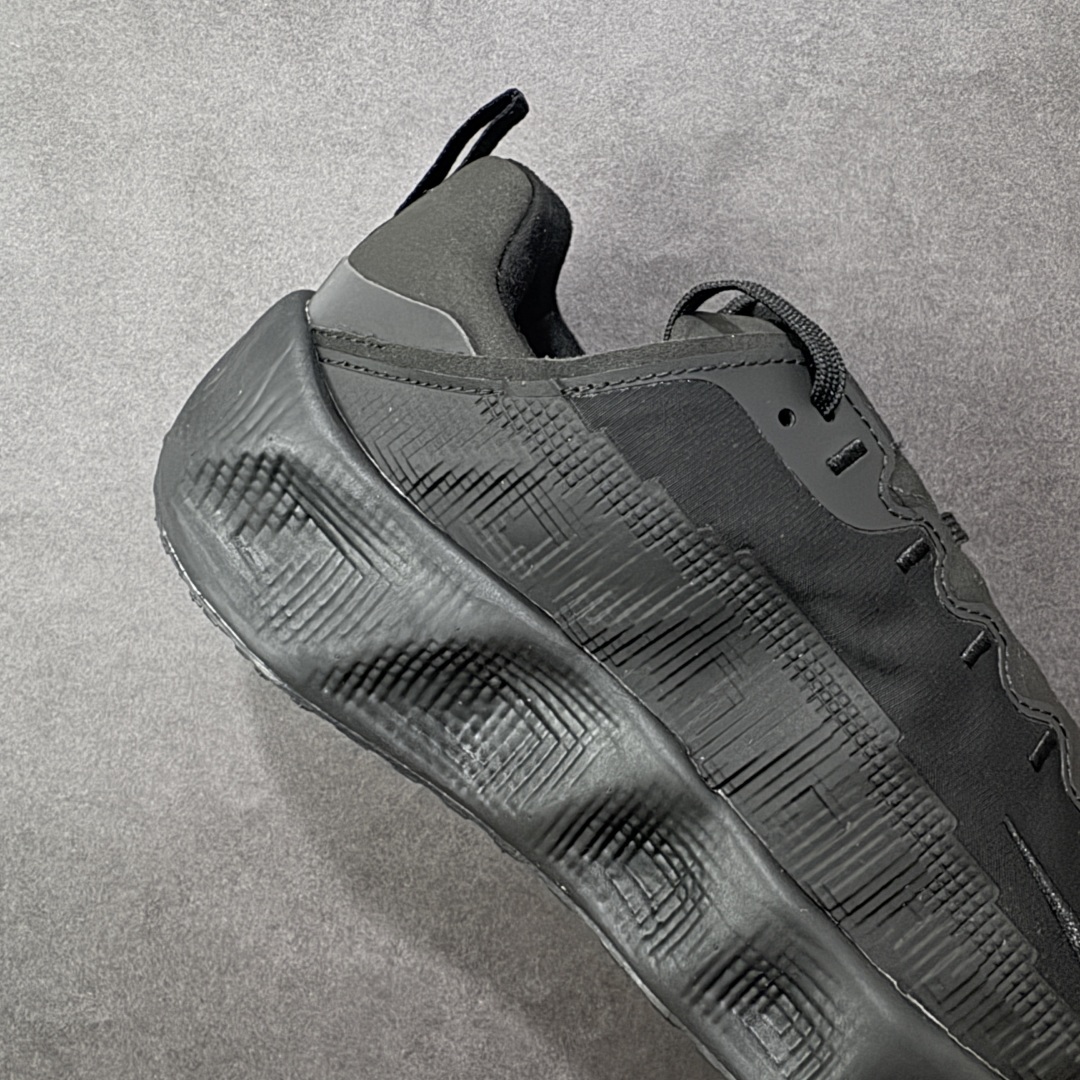 图片[6]-【公司级】Nike Ava Rover Phantom Light Bone 耐克 舒适百搭耐磨低帮 休闲跑步鞋 采用轻盈的机能型织物鞋面 专为四季穿着而设计 流线型TPU包覆结构带来稳固贴合感 简约风橡胶外底具备出色排水性能和强劲抓地力 鞋身穿插的打孔赛道条纹灵感源自经典跑鞋 兼具舒适感与透气性 反光细节点缀其间 为都市夜行增添一份醒目与安全 货号：DX4215-005 尺码：35-46带半码 编码：FSB240250-选品中心