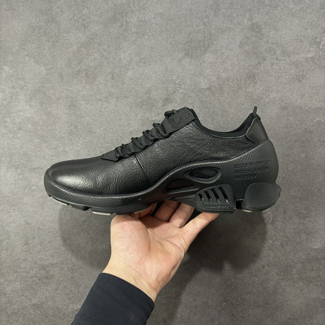 图片[2]-【纯原头层版】ECCO Biom 2025款 爱步 健步 低帮 黑色 圆通系带户外运动登山鞋徒步鞋 经典和现代工艺品质融合 精选小牛皮面料 百搭休闲老爹鞋 舒适性相当不错 版型楦型非常到位上脚 专柜热销款 独有鞋型设计 特有Logo车边 特别有型 北欧风格 舒适 休闲保暖 超弹性 耐磨 减震 按摩大底(PU+TPU 组合） 货号：800424-01001 尺码：39-45 编码：YBB310320-选品中心