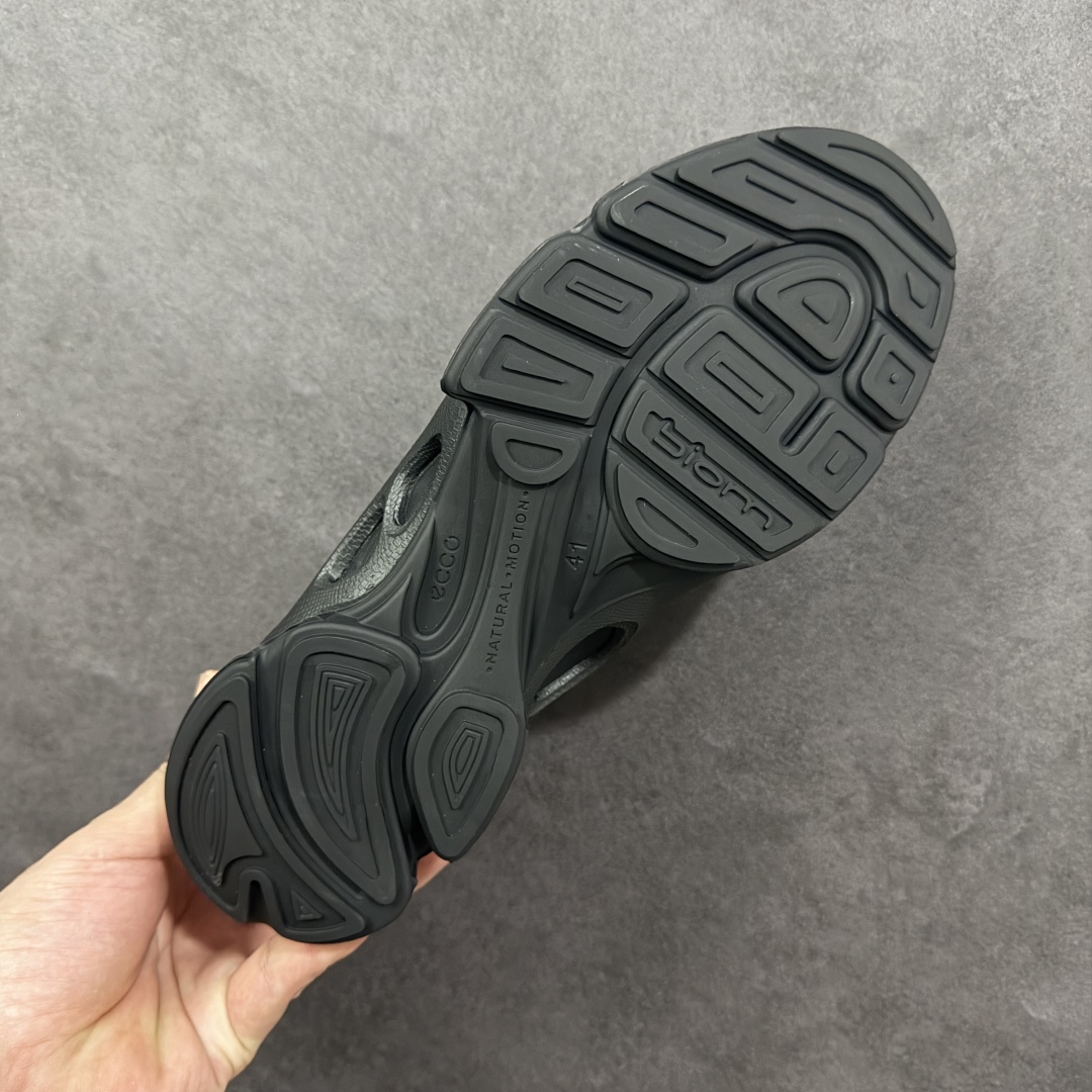 图片[9]-【纯原头层版】ECCO Biom 2025款 爱步 健步 低帮 黑色 圆通系带户外运动登山鞋徒步鞋 经典和现代工艺品质融合 精选小牛皮面料 百搭休闲老爹鞋 舒适性相当不错 版型楦型非常到位上脚 专柜热销款 独有鞋型设计 特有Logo车边 特别有型 北欧风格 舒适 休闲保暖 超弹性 耐磨 减震 按摩大底(PU+TPU 组合） 货号：800334-61067 尺码：39-45 编码：YBB310320-选品中心